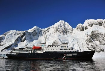 Sever Špicberk - za ledními medvědy na lodi Plancius - Špicberky
