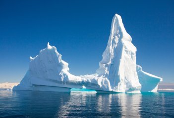 Antarktida lodí - plavba a přelet přes Drakeův průliv - Antarktida