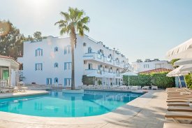 Recenze Hotel Aegean Blu