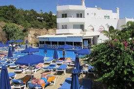 Recenze Hotel Pefkos Beach