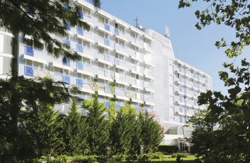 Hotel Répce