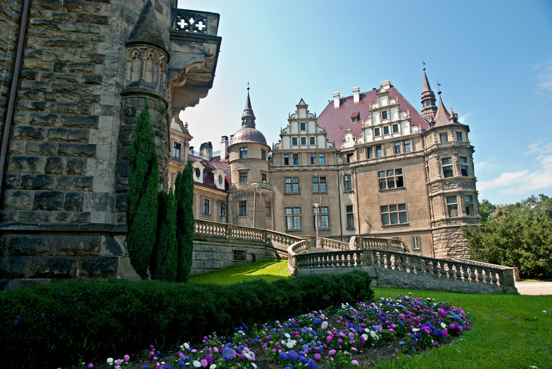 Польские замки. Замок Castle Moszna. Замок мошна в Польше. Мощенский замок Польша. Мошненский замок (д. мошна).